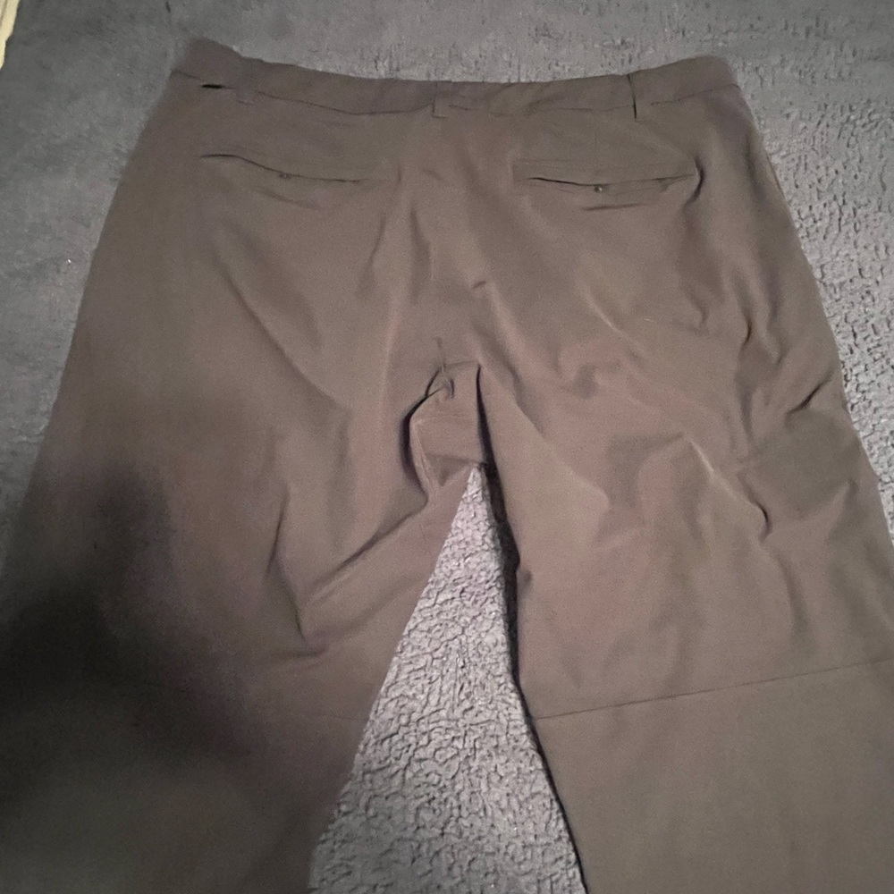 Men’s Gray Lululemon Pants